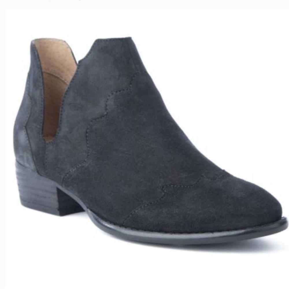 NWT Seychelles Anthropogie Western Black Women's Ankle Boots